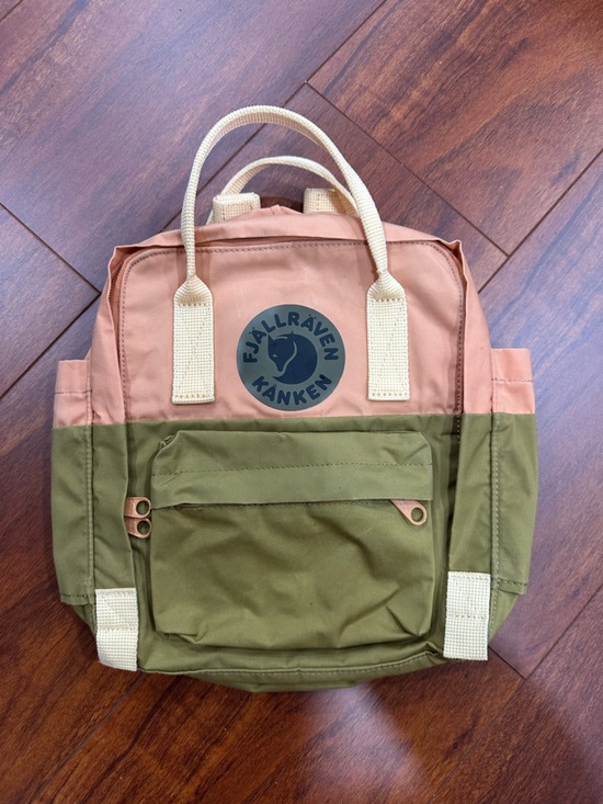 Fjallraven Handbags - Fjallraven Kånken Two-Tone Blush Coral Pink & Olive Backpack Colorblock